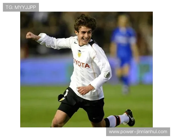 足球球星独特发型创意解析 一横一竖如何成就场上风采 足球球星独特发型创意解析 一横一竖如何成就场上风采